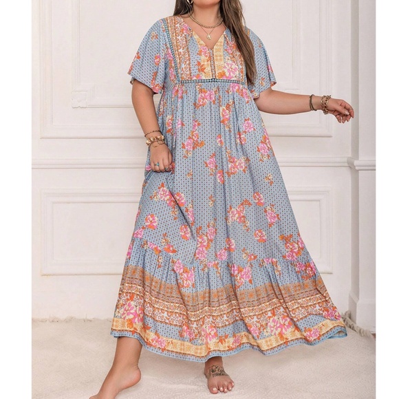 Plus Floral Print V neck Butterfly Sleeve Maxi Dress - Picture 1 of 3